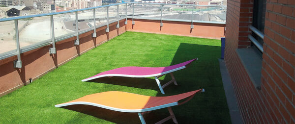 césped artificial para terrazas