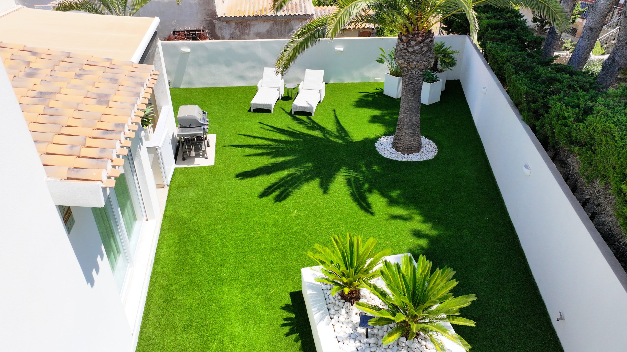 césped jardín